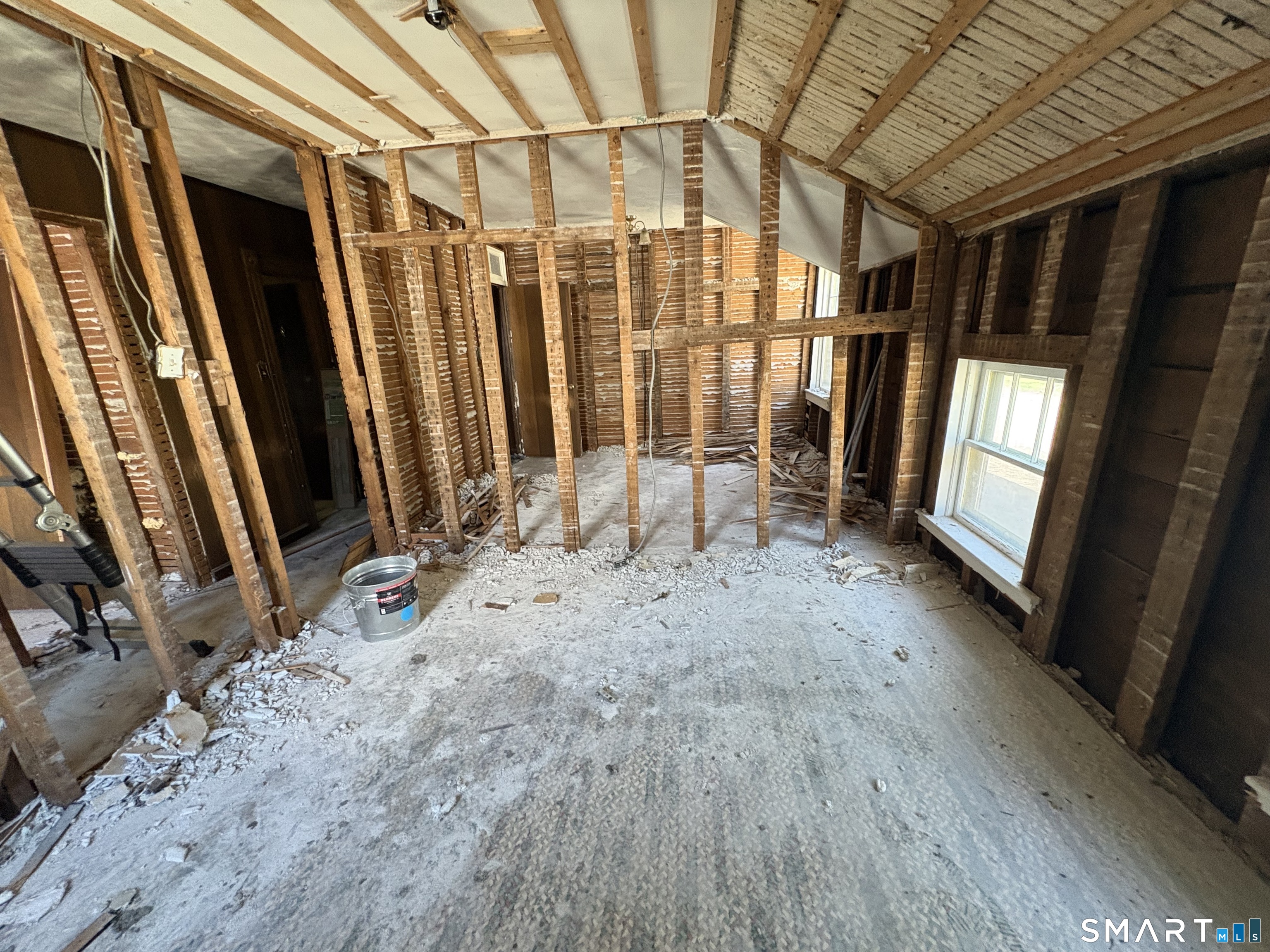 132 West Main Street Sprague, CT 06330 - Photo 16 of 28