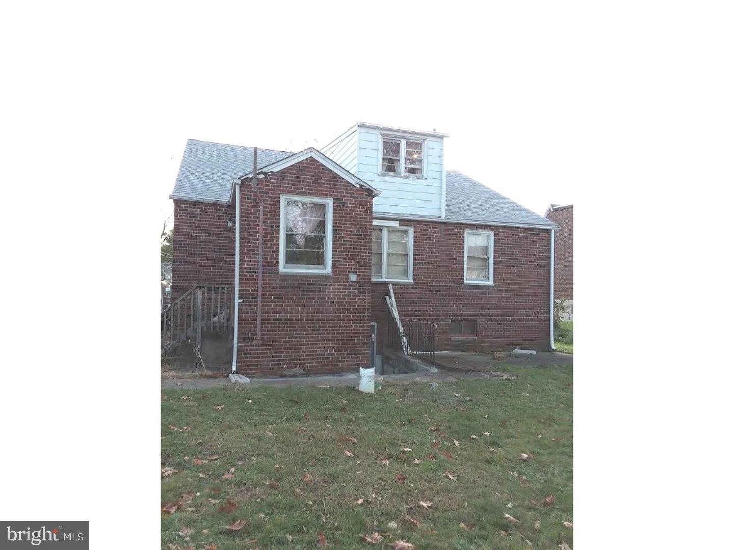 3909 Fairdale Road Philadelphia, PA 19154 - Photo 3 of 21 Back Yard