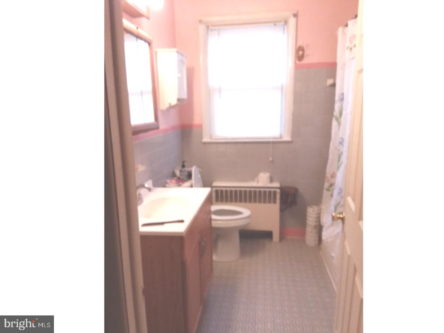 3909 Fairdale Road Philadelphia, PA 19154 - Photo 9 of 21 Bathroom