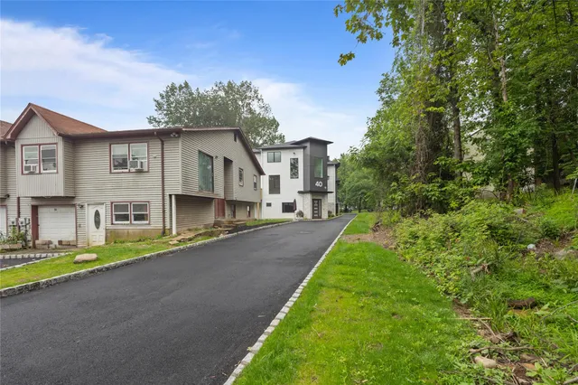 $879,000 | 14 Singer Avenue, Spring Valley, NY 10977