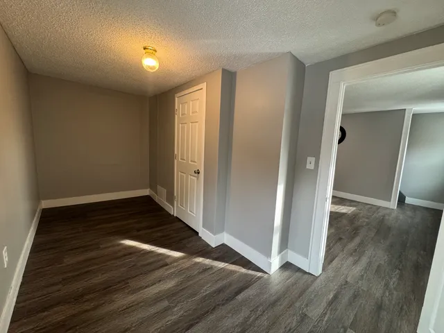 $279,000 | 33 Oak Street, Derby, CT 06418