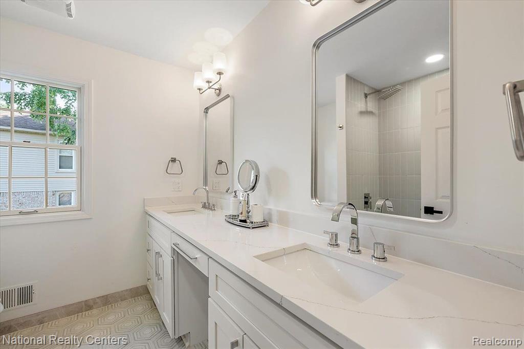 413 Cypress Road Rochester Hills, MI 48309 - Photo 40 of 50