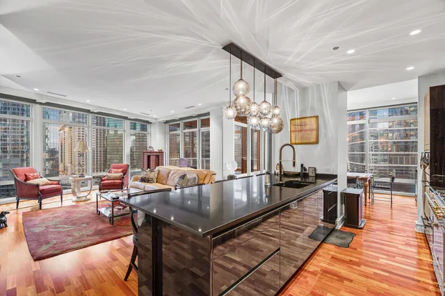 $1,490,000 | 333 North Canal Street, Unit 1408, Chicago, IL 60606