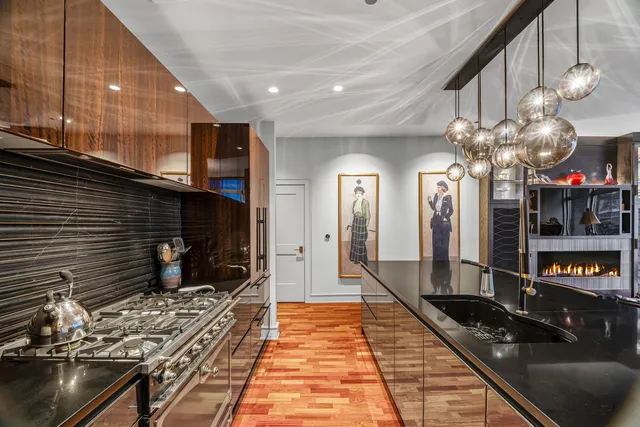 $1,490,000 | 333 North Canal Street, Unit 1408, Chicago, IL 60606