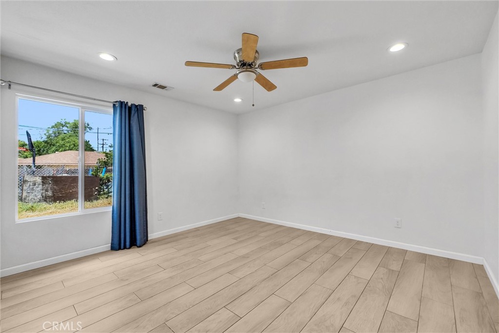 9321 Sage Avenue Riverside, CA 92503 - Photo 12 of 19