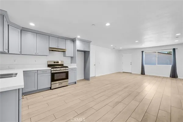 $4,000 | 9321 Sage Avenue, Riverside, CA 92503