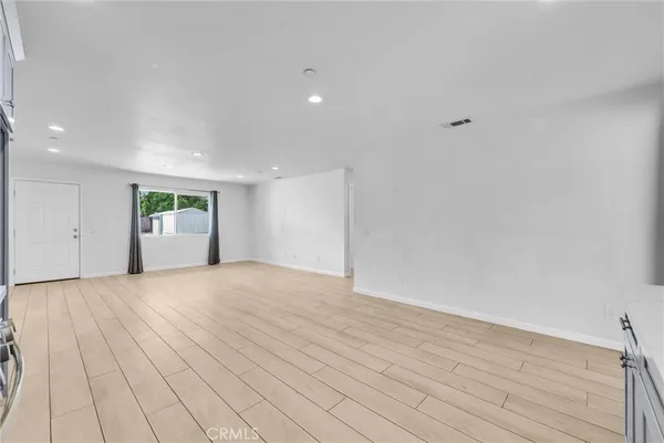 $4,000 | 9321 Sage Avenue, Riverside, CA 92503