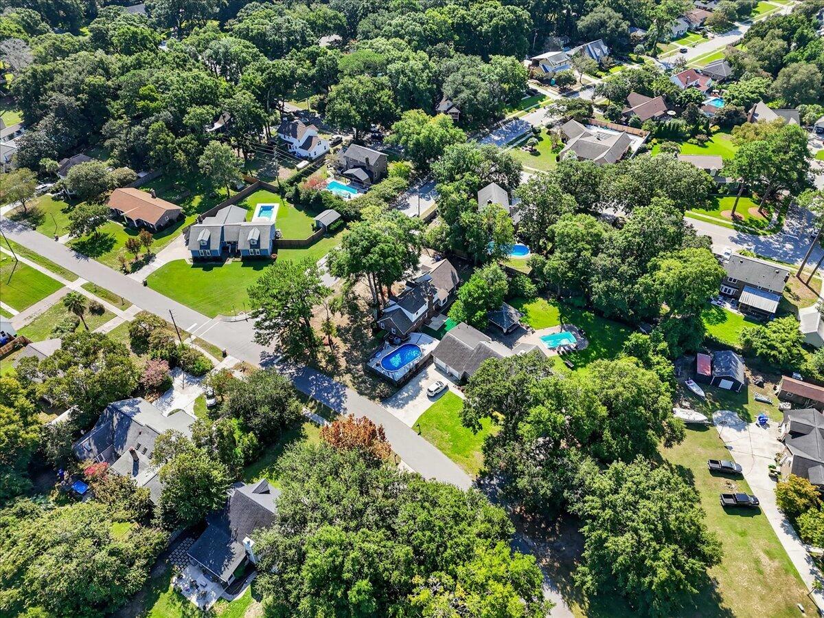 947 Foxcroft Road Charleston, SC 29412 - Photo 43 of 45 45-Brandi Sanicharr - DJI_20260902095042