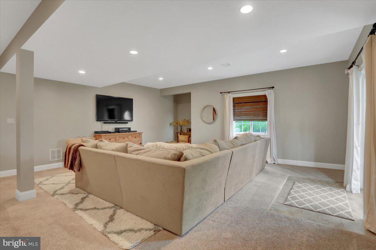 2743 Colonial Road Harrisburg, PA 17112 - Photo 85 of 98 Gallery Image 85