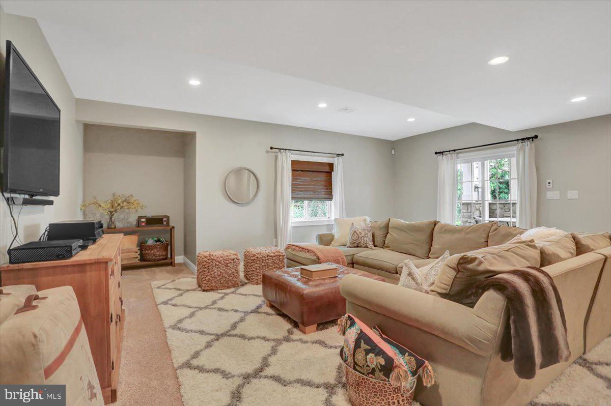2743 Colonial Road Harrisburg, PA 17112 - Photo 86 of 98 Gallery Image 86
