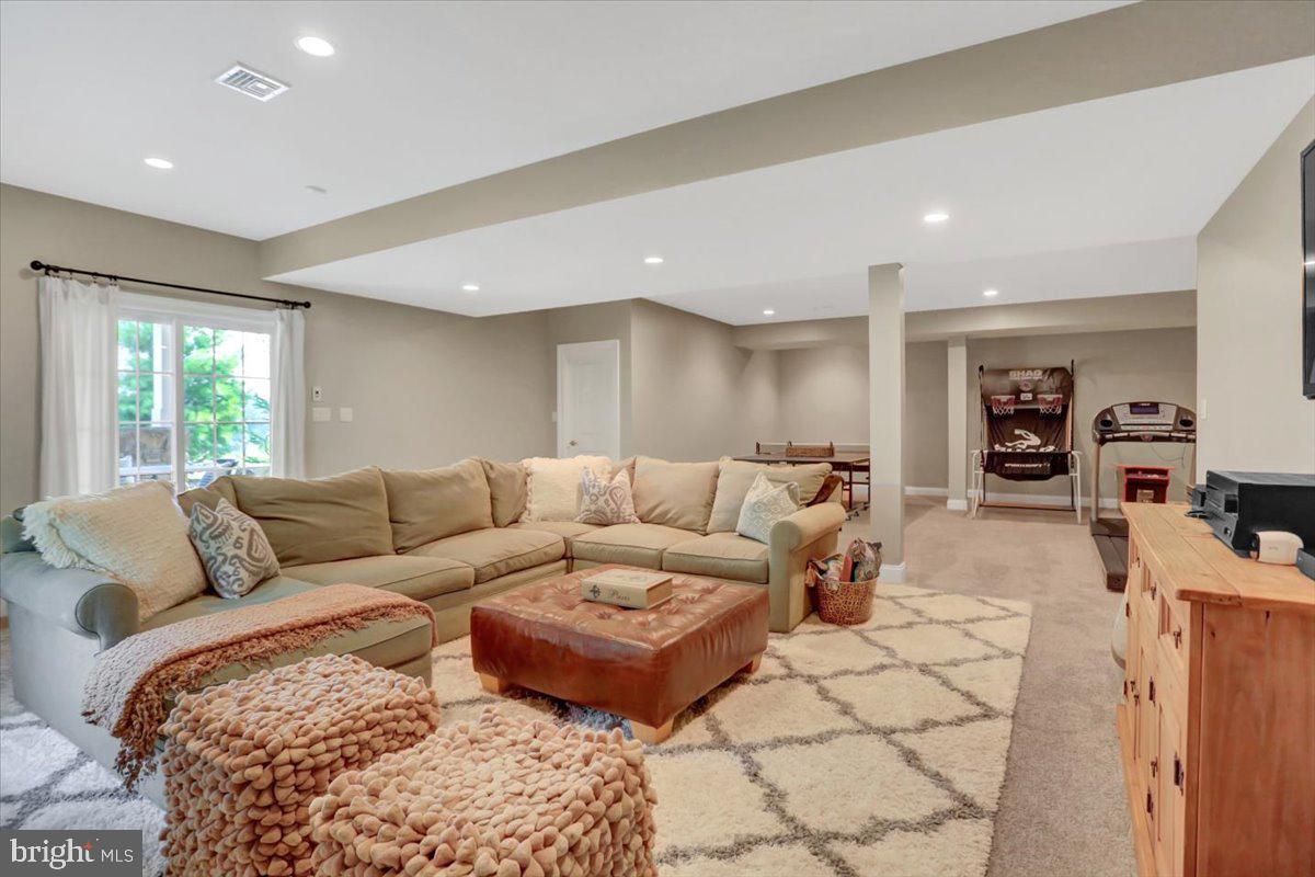 2743 Colonial Road Harrisburg, PA 17112 - Photo 87 of 98 Gallery Image 87