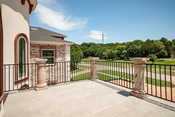 a view of a white building