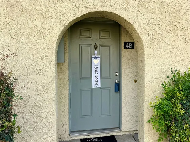 view of front door of house