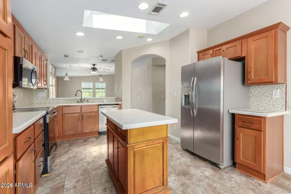 $206,000 | 3301 South Goldfield Road, Unit 4027, Apache Junction, AZ 85119