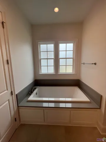 $3,500 | 14131 Spalding Way, Baton Rouge, LA 70817