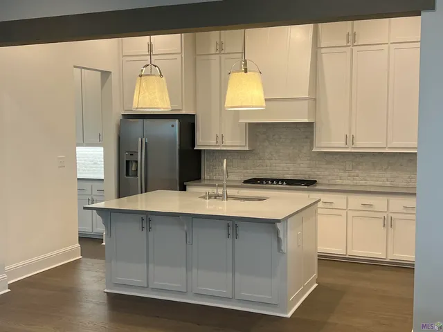 $3,500 | 14131 Spalding Way, Baton Rouge, LA 70817