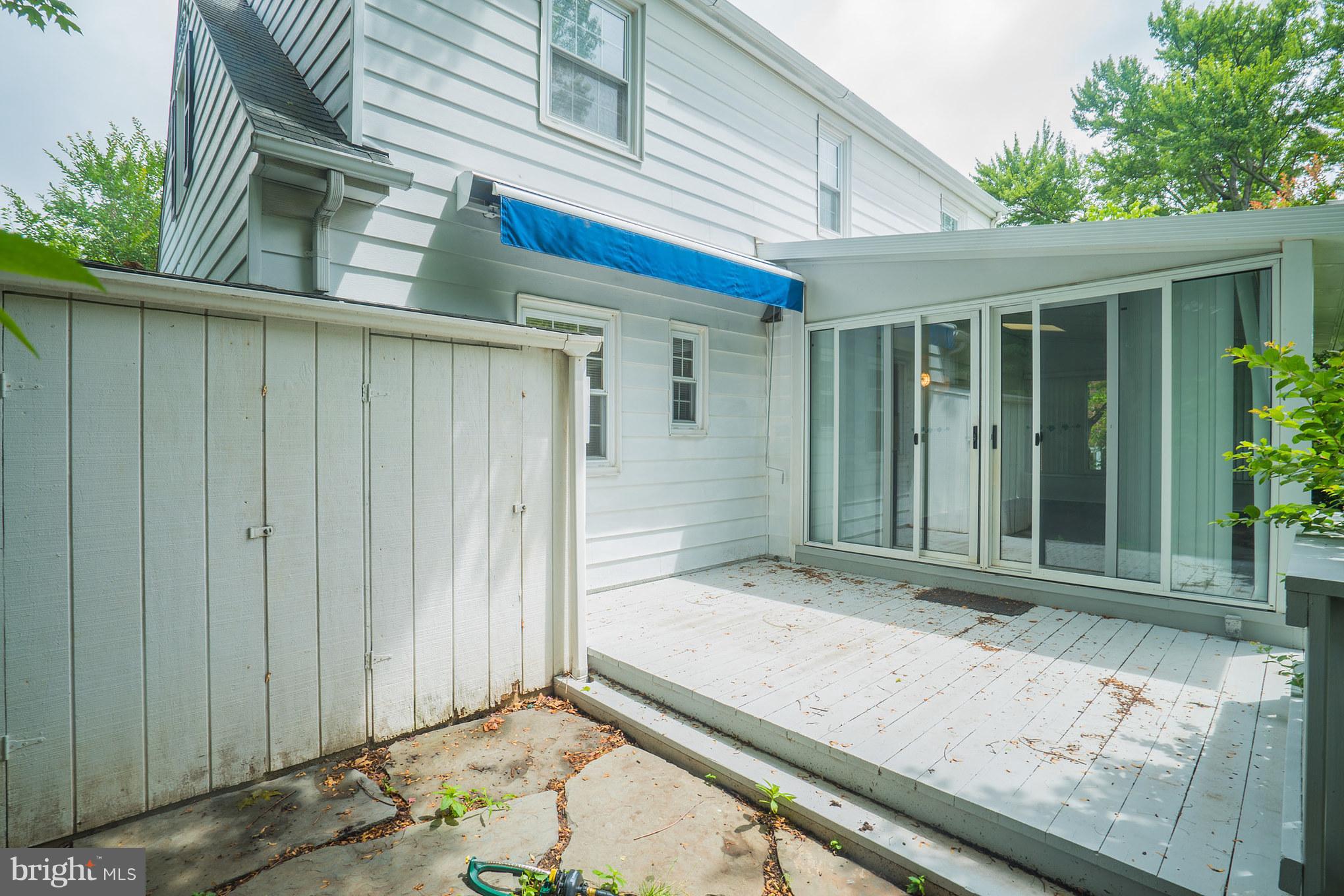6104 28th Street North Arlington, VA 22207 - Photo 28 of 30 a front view of a house