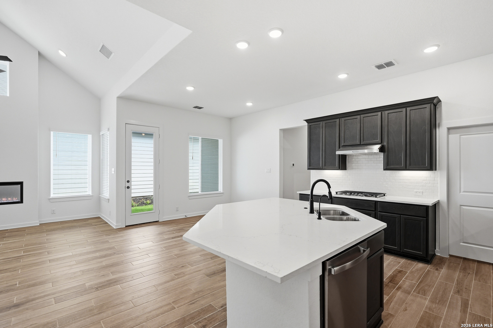 9427 Hidden Stone Schertz, TX 78154 - Photo 23 of 41