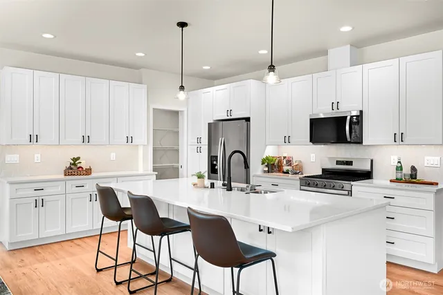 $799,000 | 2503 Lakeridge Drive, Ferndale, WA 98248