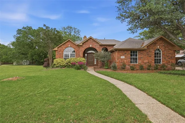 $459,000 | 2402 Ravinia Drive, Corinth, TX 76208