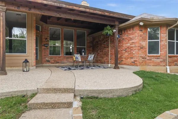 $459,000 | 2402 Ravinia Drive, Corinth, TX 76208