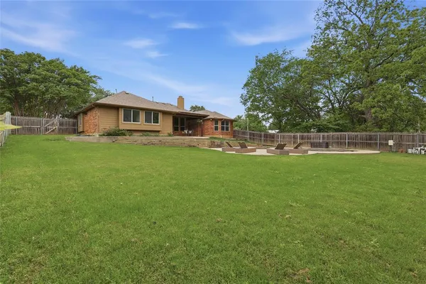 $459,000 | 2402 Ravinia Drive, Corinth, TX 76208