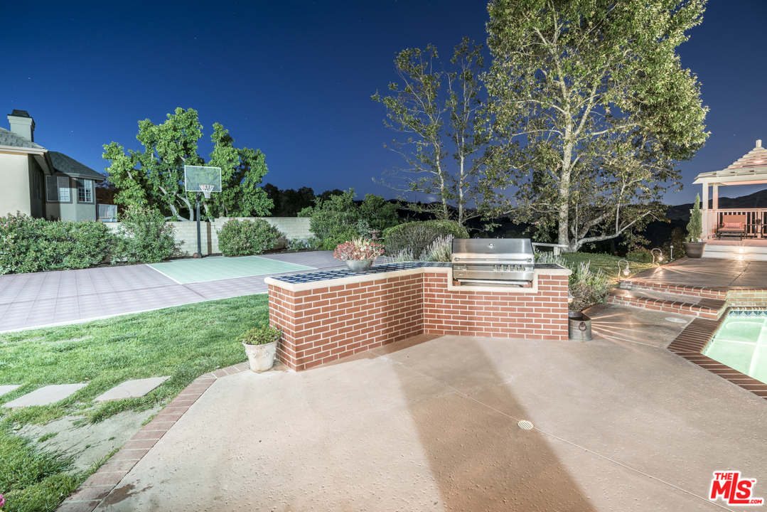 3826 Marks Road Calabasas, CA 91301 - Photo 31 of 38