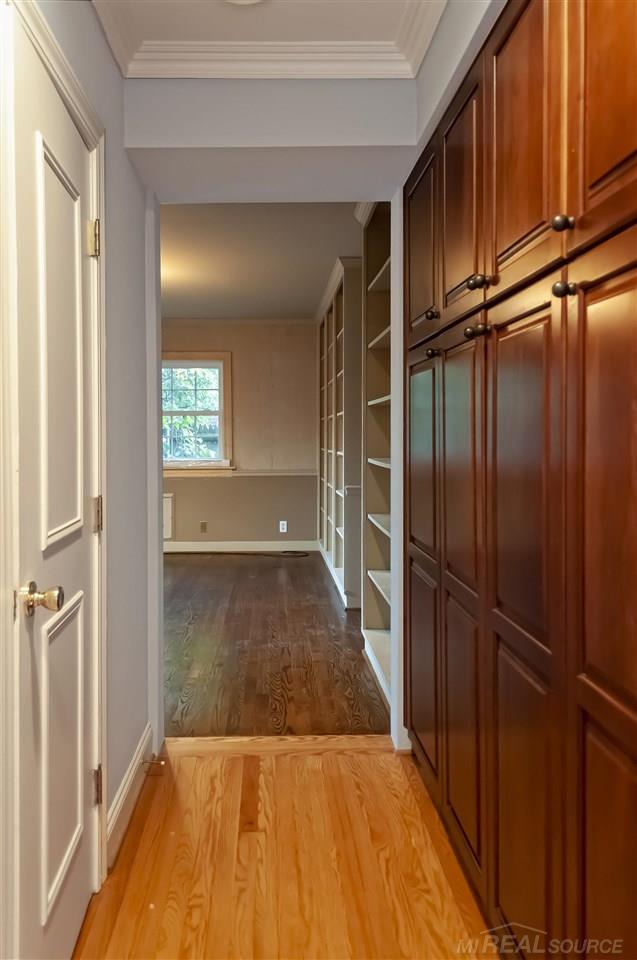 820 Lincoln Road Grosse Pointe, MI 48230 - Photo 18 of 49 50060180-17.JPG