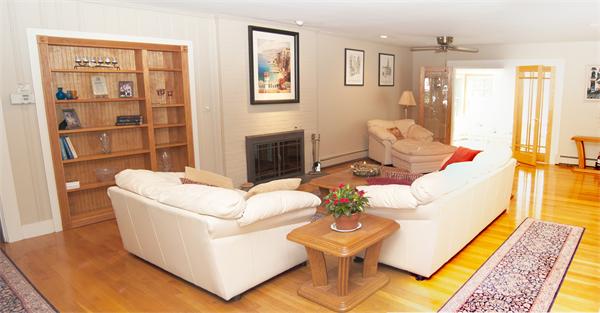 7 Longbow Road Lynnfield, MA 01940 - Photo 8 of 18 Gallery Image 8