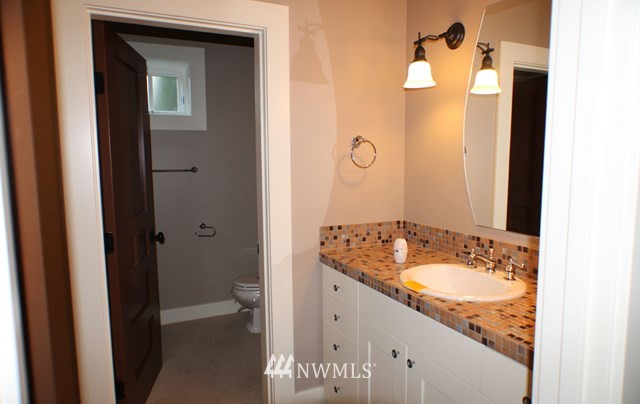 6625 Ripley Lane North Renton, WA 98056 - Photo 18 of 23 Gallery Image 18