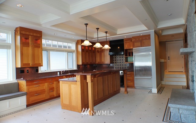 6625 Ripley Lane North Renton, WA 98056 - Photo 8 of 23 Gallery Image 8