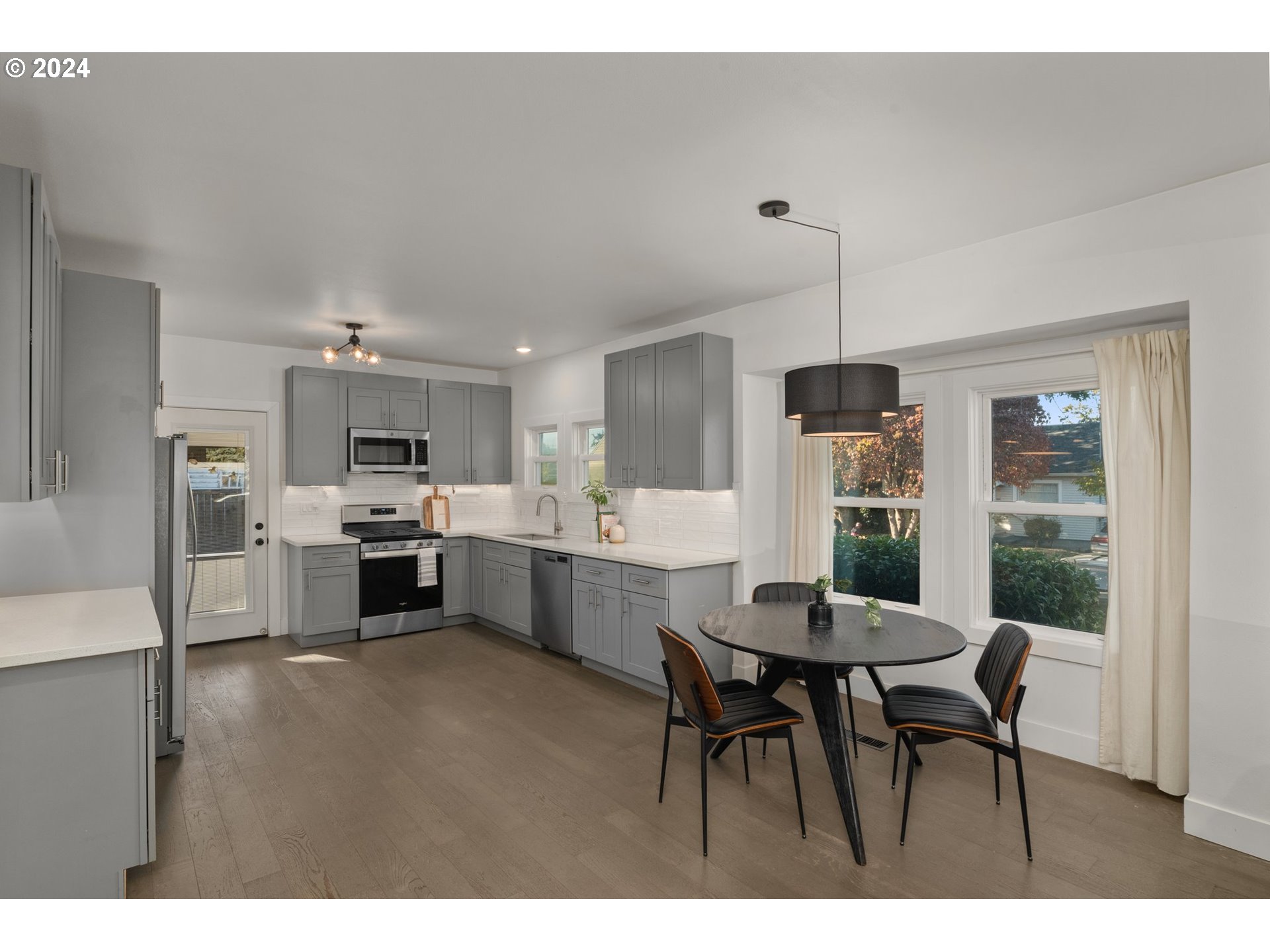 7063 North Haight Avenue Portland, OR 97217 - Photo 8 of 35