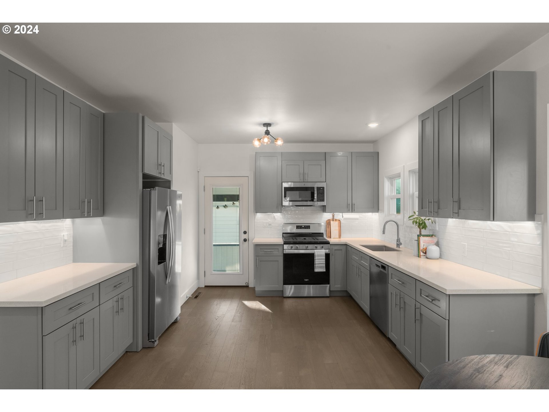 7063 North Haight Avenue Portland, OR 97217 - Photo 10 of 35