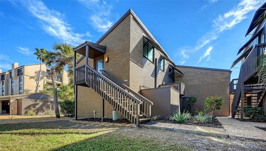 24 Sandy Cove Road, Unit A6D Sarasota, FL 34242 - Photo 2 of 25