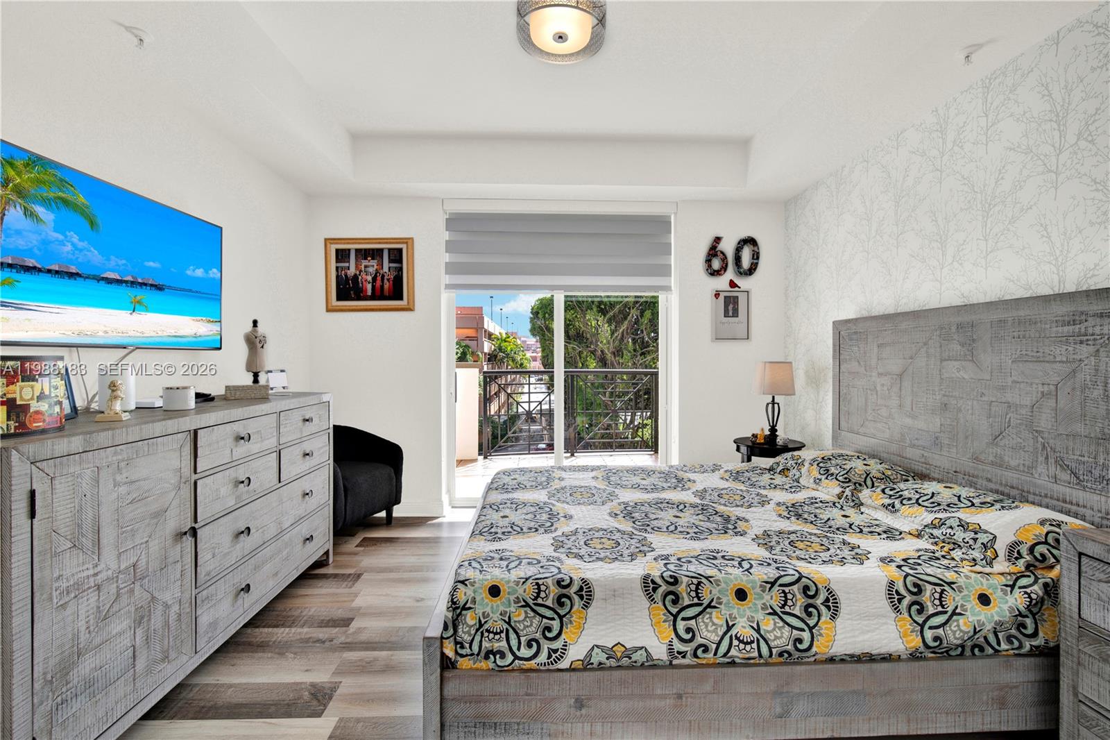 9021 Southwest 94th Street, Unit 308 Miami, FL 33176 - Photo 12 of 35 a bedroom with a bed and a window