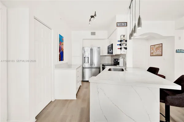 $479,000 | 9021 Southwest 94th Street, Unit 308, Miami, FL 33176