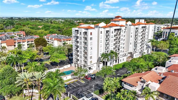 $479,000 | 9021 Southwest 94th Street, Unit 308, Miami, FL 33176