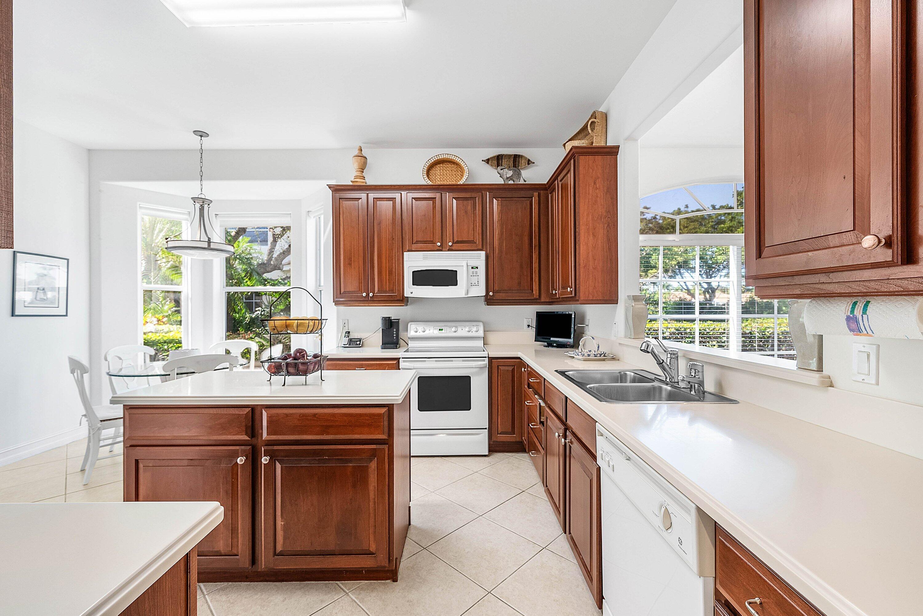 6197 Island Walk, Unit A Boca Raton, FL 33496 - Photo 3 of 51 Kitchen