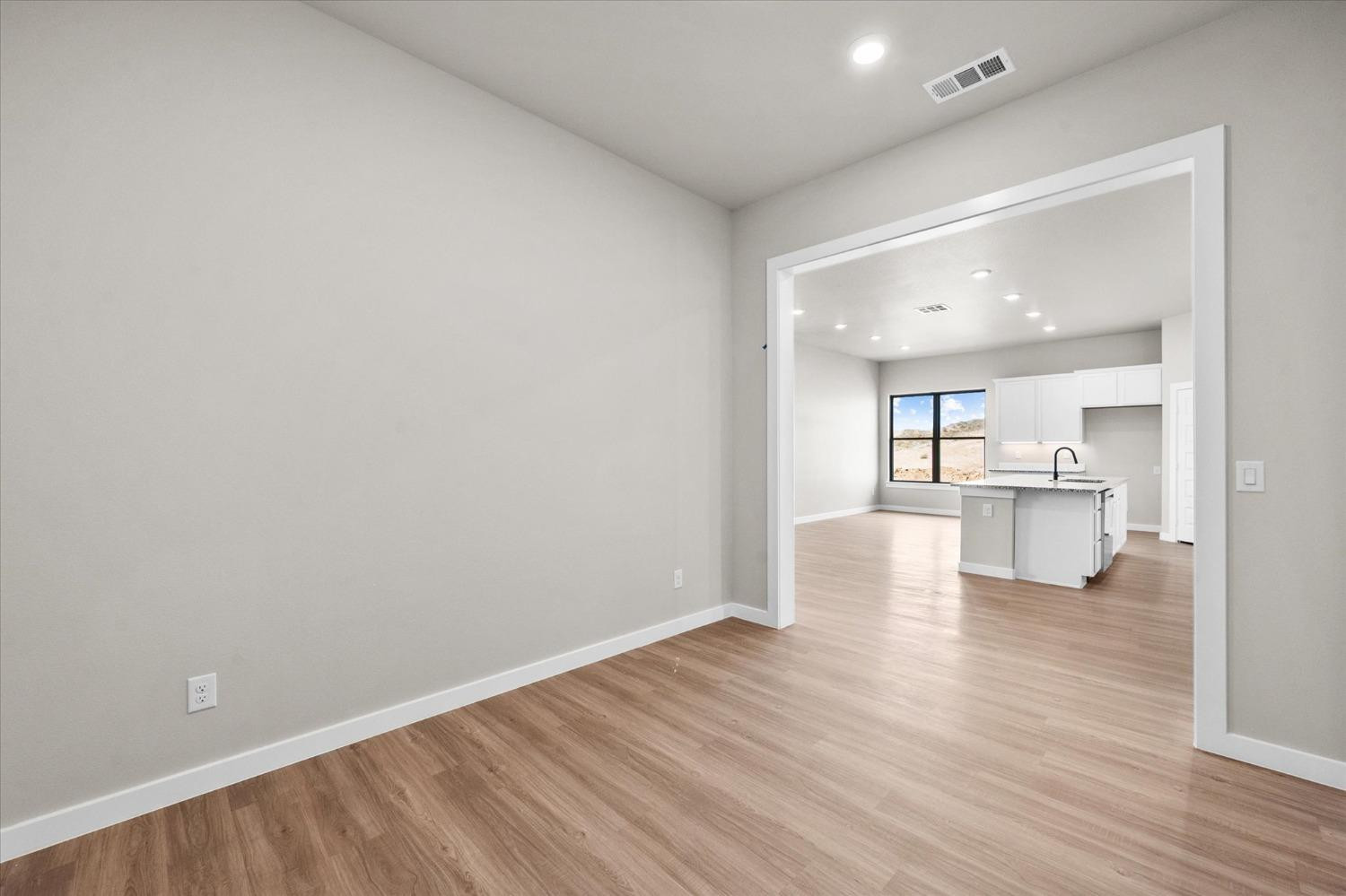 2901 Ranch Avenue Wolfforth, TX 79382 - Photo 8 of 25 Photo 8