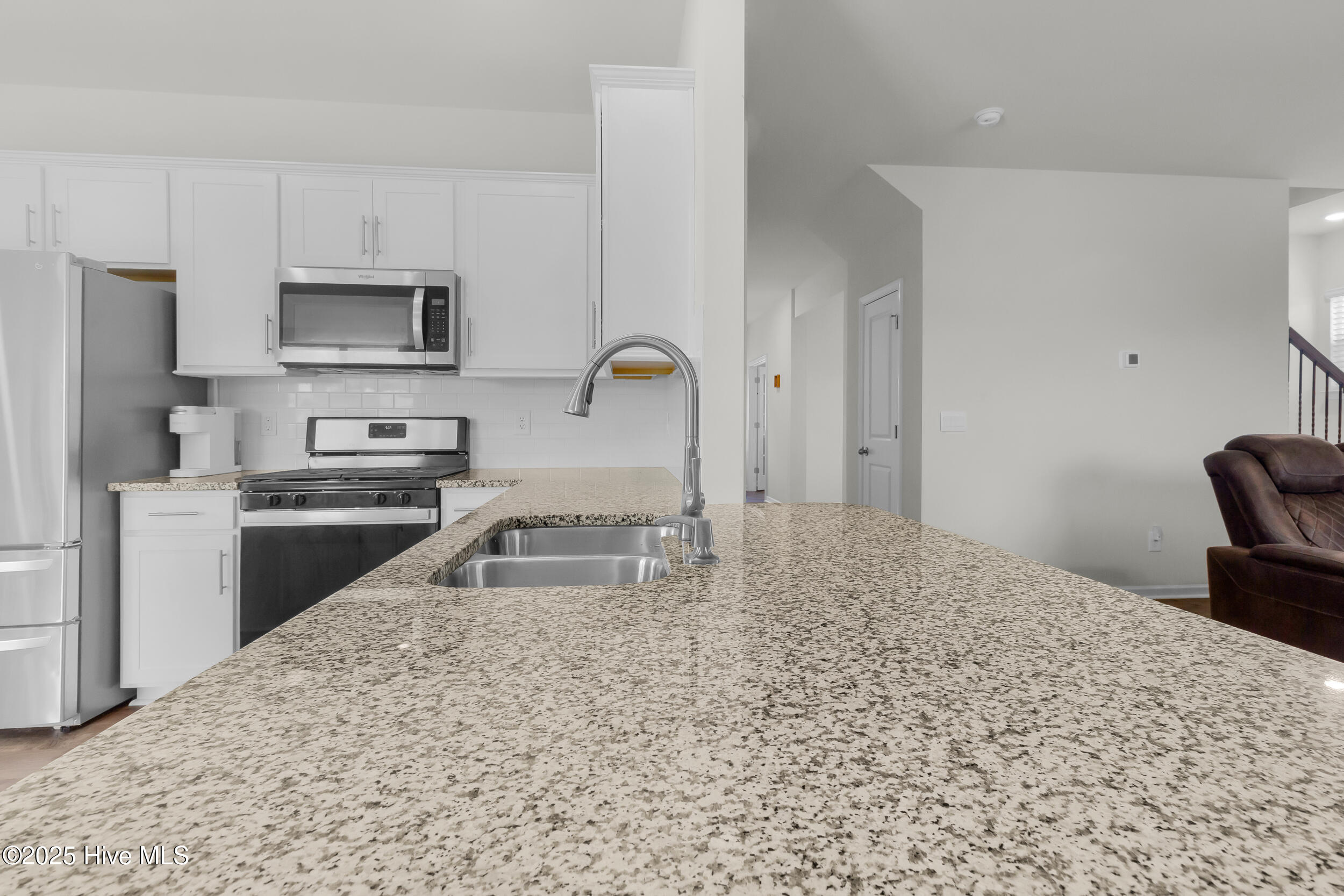 119 Perrytown Loop Road New Bern, NC 28562 - Photo 11 of 29 Amazing Granite Countertops