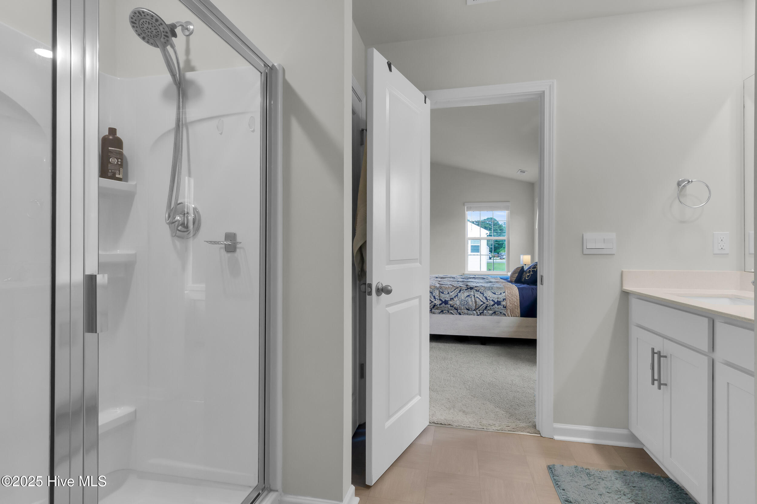 119 Perrytown Loop Road New Bern, NC 28562 - Photo 26 of 29 Spacious En Suite Bathroom