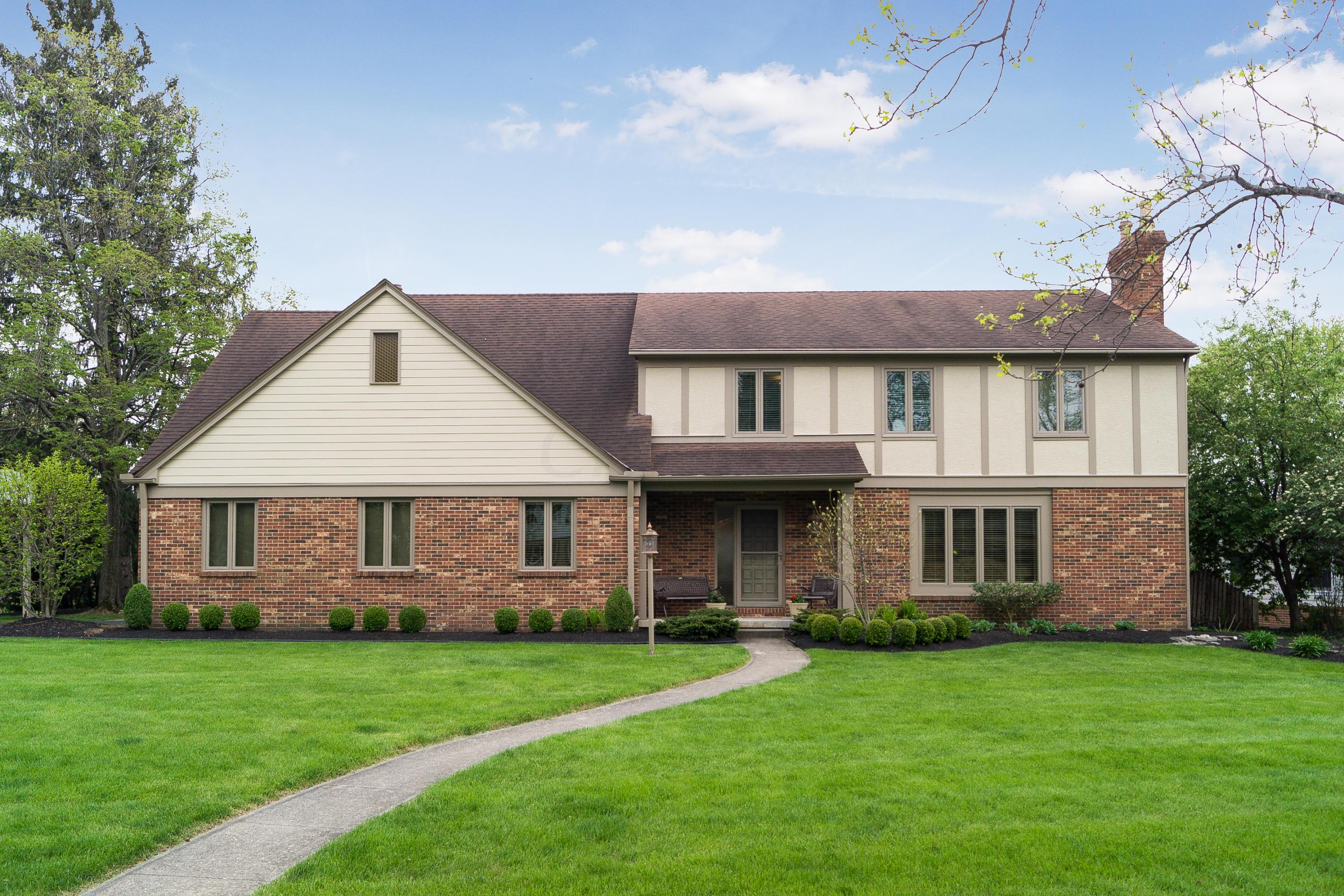 2481 Sandover Road Columbus, OH 43220 - Photo 37 of 40