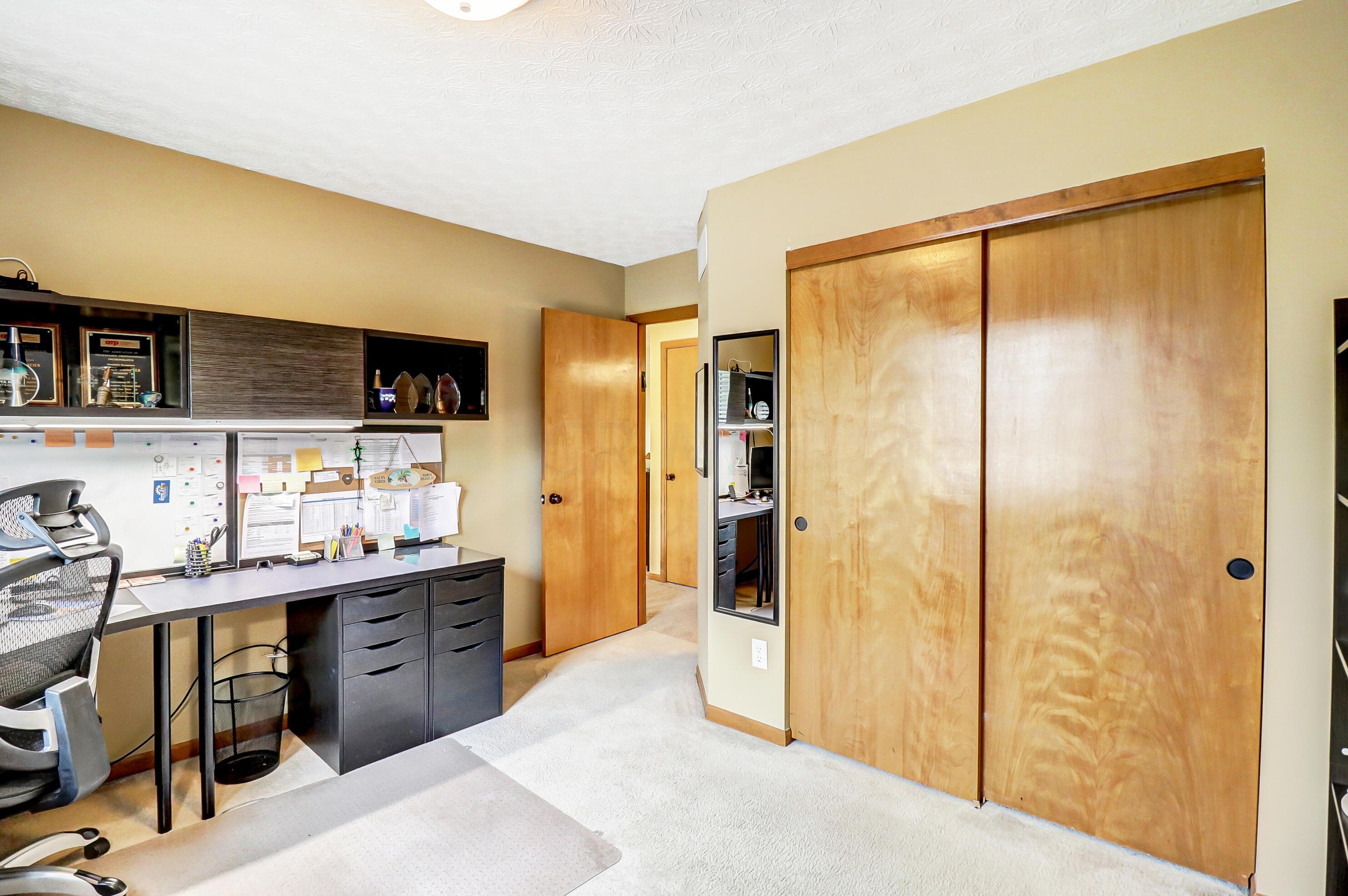 2376 Willis Road Dublin, OH 43016 - Photo 29 of 40 3rd Bedroom