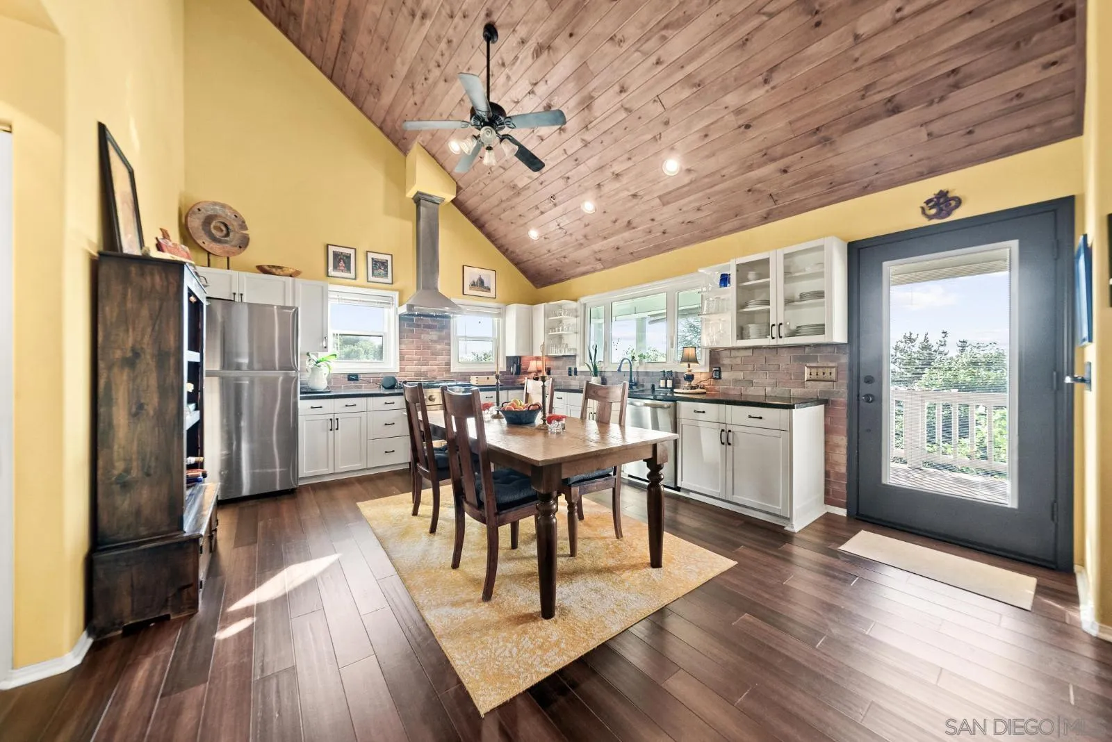 5058 Acorn Patch Road Julian, CA 92036 - Photo 5 of 67 Kitchen