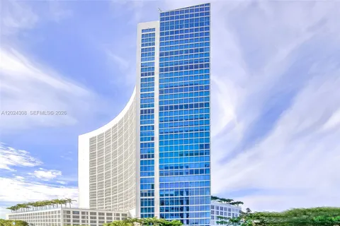$4,100 | 601 Northeast 36th Street, Unit 2710, Miami, FL 33137