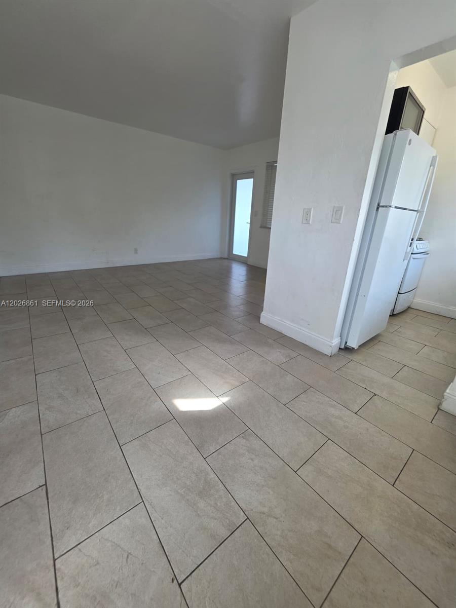 7155 Rue Notre Dame, Unit 6 Miami Beach, FL 33141 - Photo 8 of 17