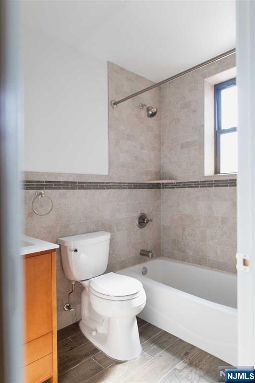 855 Broad Avenue, Unit 25 Ridgefield, NJ 07657 - Photo 16 of 29