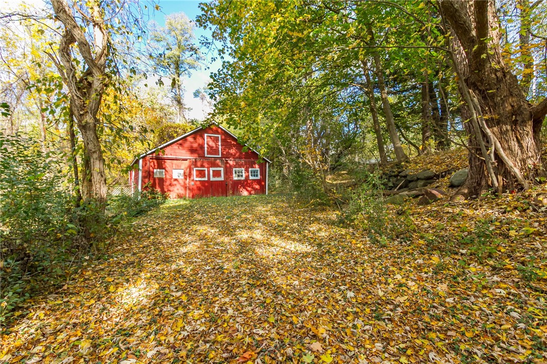 4341 Ridge Road Williamson, NY 14589 - Photo 4 of 19