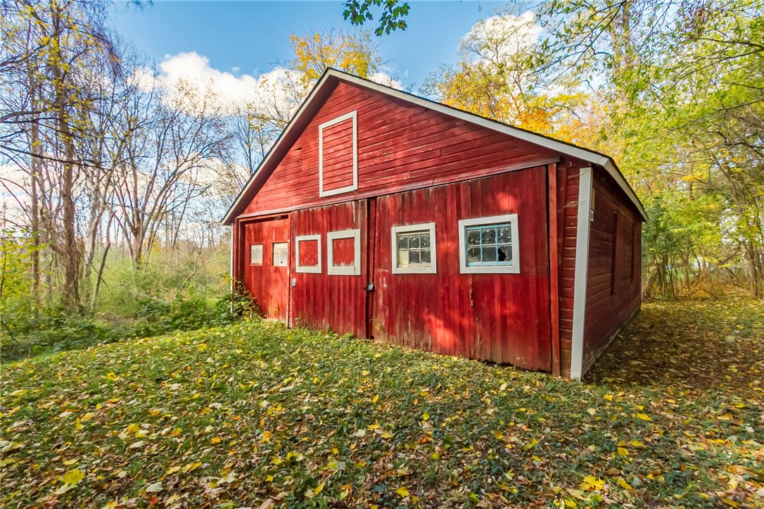 4341 Ridge Road Williamson, NY 14589 - Photo 6 of 19