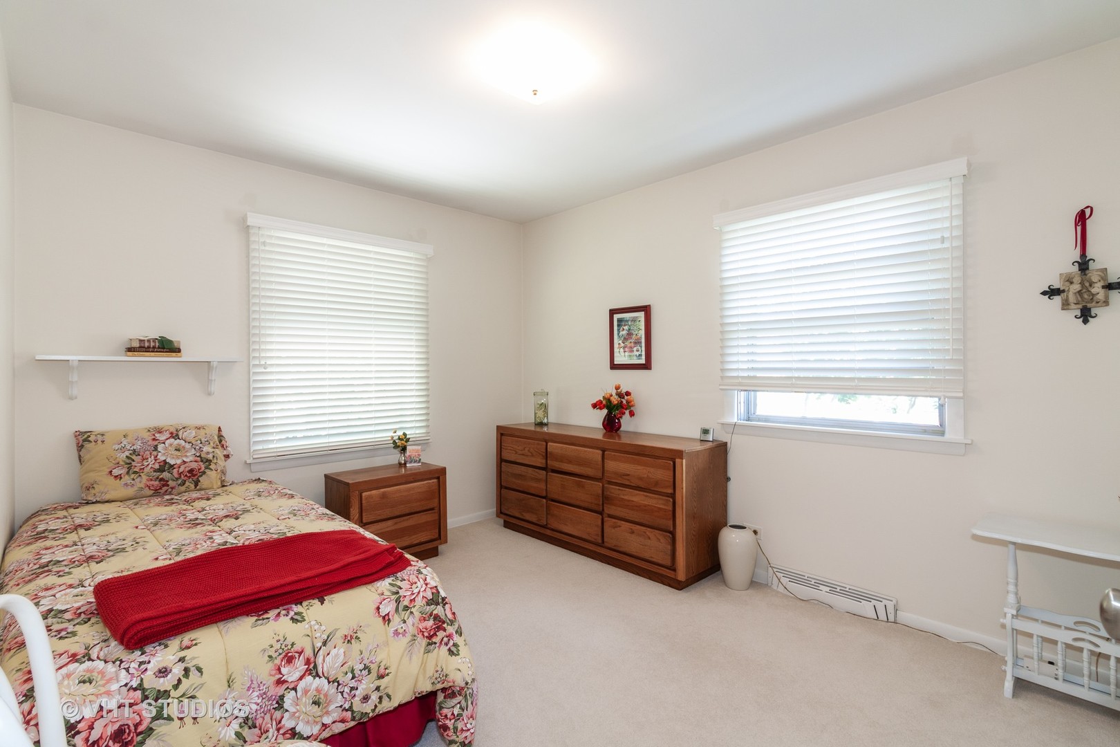 N255 Peter Road Winfield, IL 60190 - Photo 9 of 29 a bedroom with two beds and a window